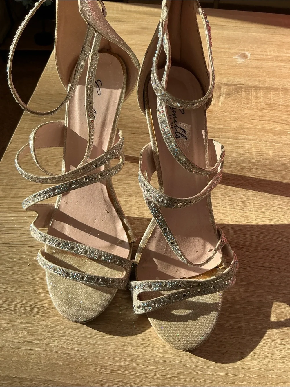 N/A sparkling silver